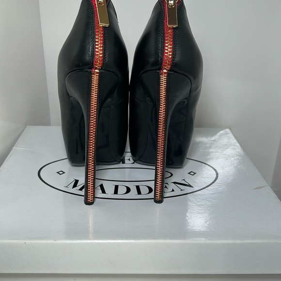 Steve Madden Women’s Black High Heel Pumps Back Zipper, Size 6, Upper Leather - Picture 11 of 11